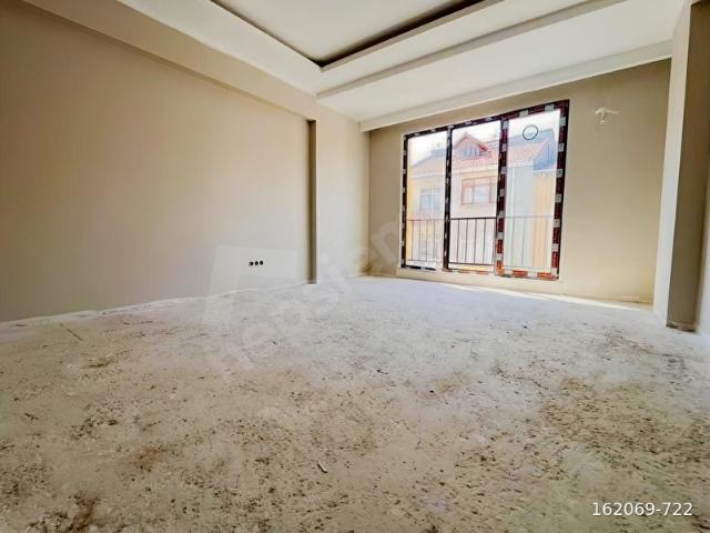 ÇAĞLAYAN MAH M7 METRO 2 DK İSKANLI SATILIK 3+1 DUBLEX DAİRE