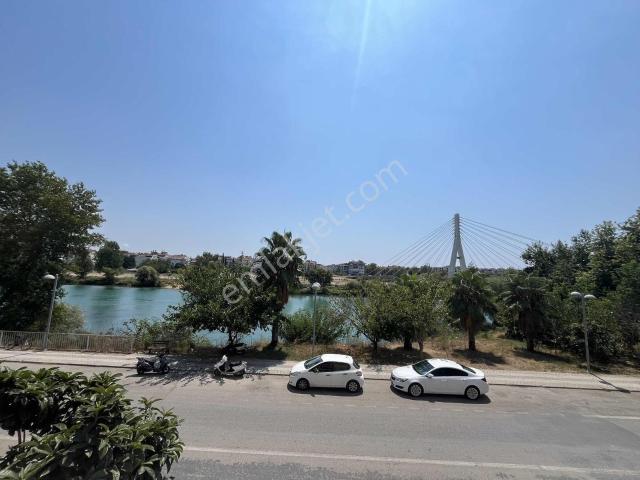 Çağlayan Mahallesinde Irmağa Sıfır Kiralık 3+1 Daire