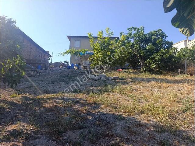 Çağlayan´ Da 700 M Bahçe İçinde 2 Katlı Ev