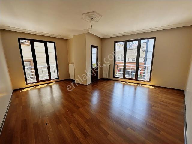 Çağlayan'da Çarşı Cami Vatan Cad. Lokasyonunda Kiralık 3+1 Daire