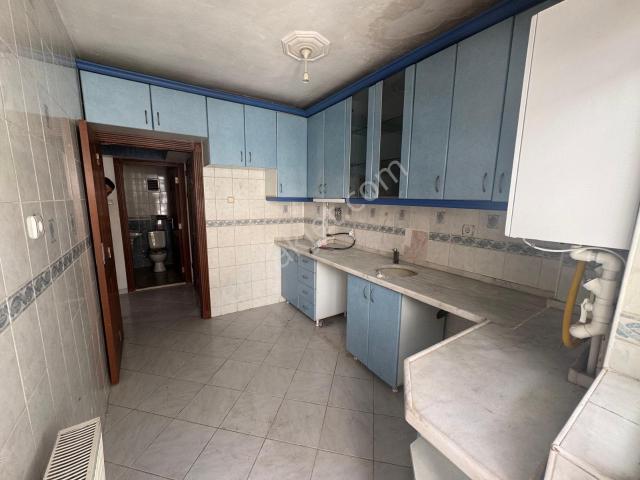 Çağlayan'da Tıp Fakültesi Caddesi Yakını 3+1 2.kat Kiralık Daire_!