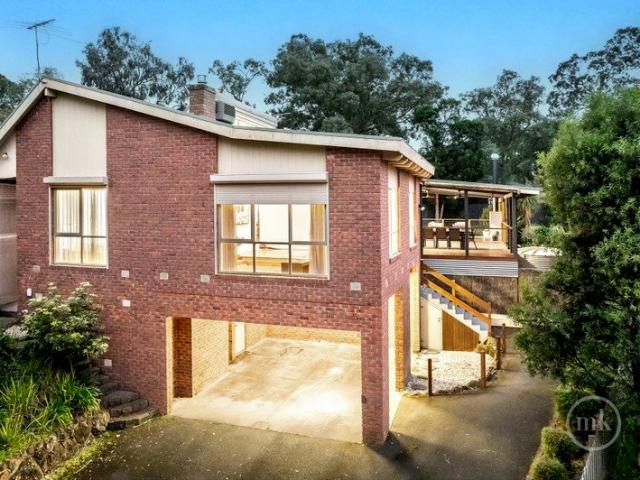 A Light Filled Sanctuary Of Refined Style And Effortless Living