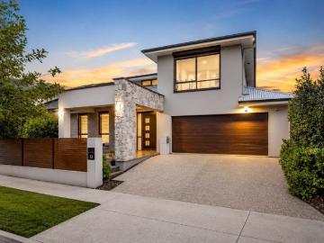 A Lightsview Style Statement in Modern Living