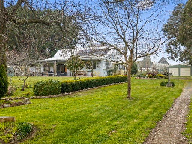 A lifestyle to love Character Filled 4Br Home Beautiful 1.4 Acres 5857m2 Appealing Gardens Solid Shedding