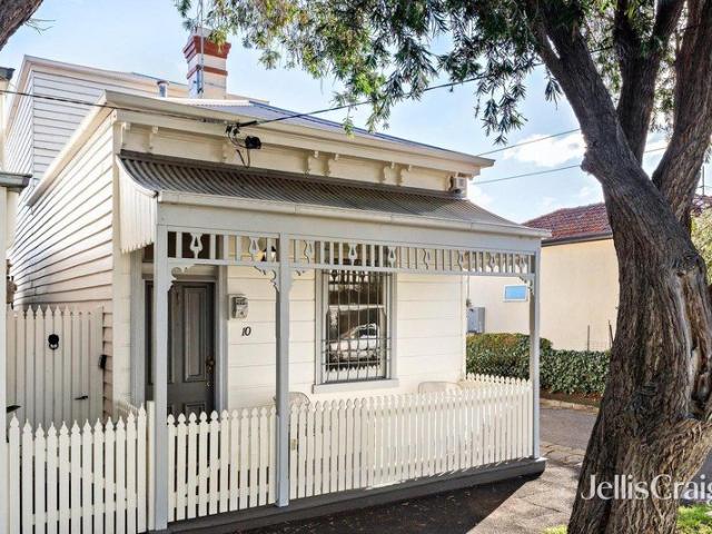 A lifestyle gem with a first class address