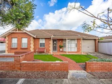 A Lifestyle of Convenience in a Quiet Community Setting