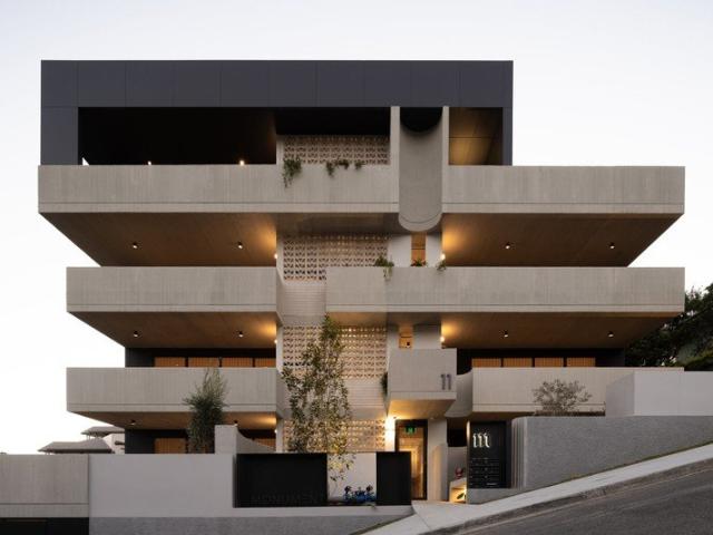 A Limited Collection of Private Highgate Hill Residences