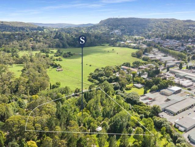 A Living Landscape Mature Trees, Town Water, Prime Location