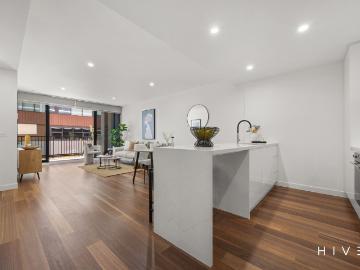 Braddon, Majura - Balcony, Equipped kitchen