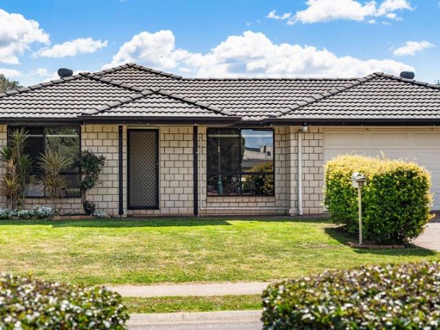 A Location You'll Love Or Perfect Investment Home On 800sqm Block!