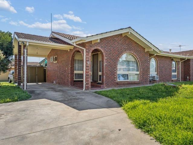 A Long Time Favourite, With a Tenant to Match