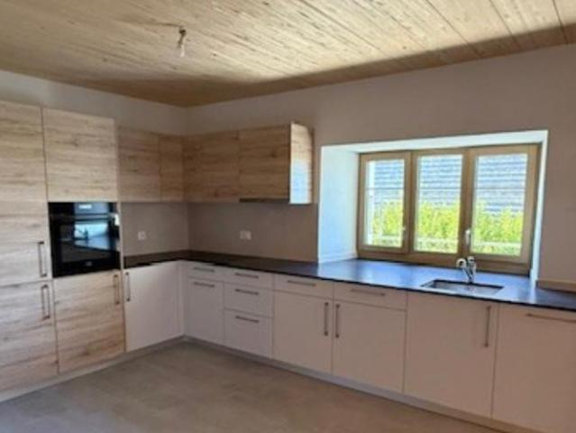 A louer, magnifique logement de 3.5 pièces dans une ferme rénovée