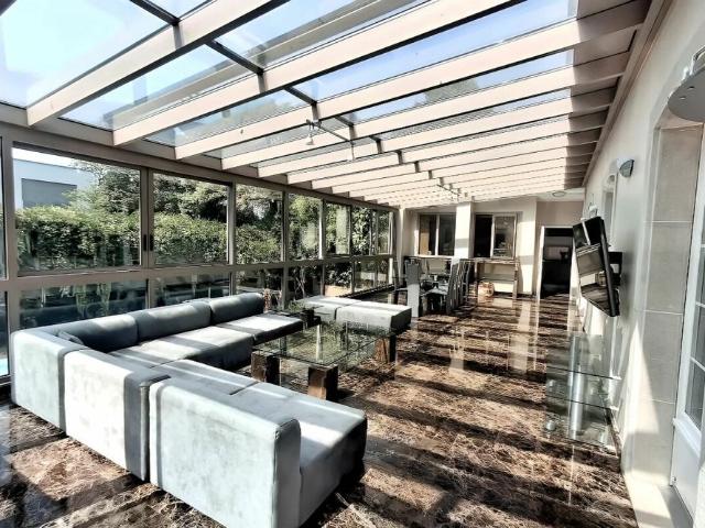 À louer Magnifique maison Individuelle avec Piscine à Collonge Bellerive