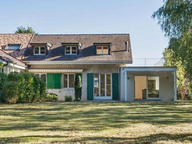 A louer magnifique villa contiguë