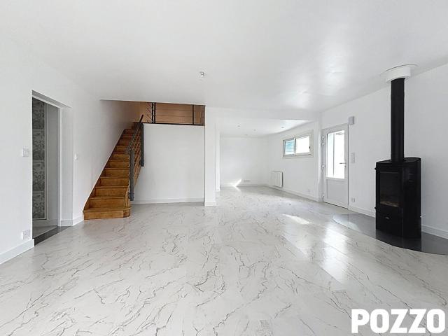 A louer Maison 4 pièce s de 108,75m² avec terrasse, jardin à La Haye Pesnel LA HAYE PESNEL