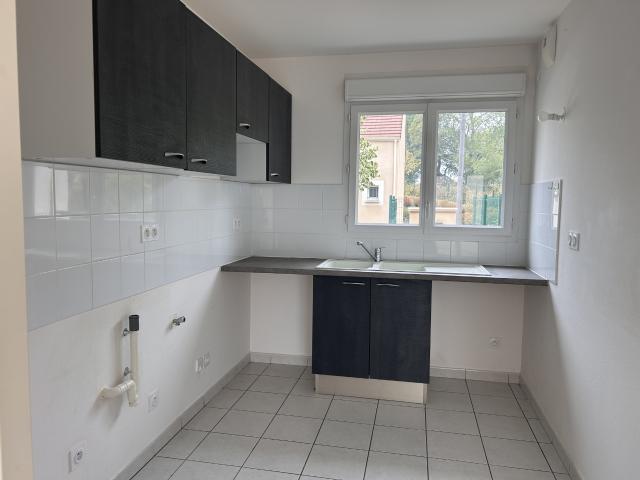 A LOUER Maison 4 pièces avec garage et jardin clos à Eguzon