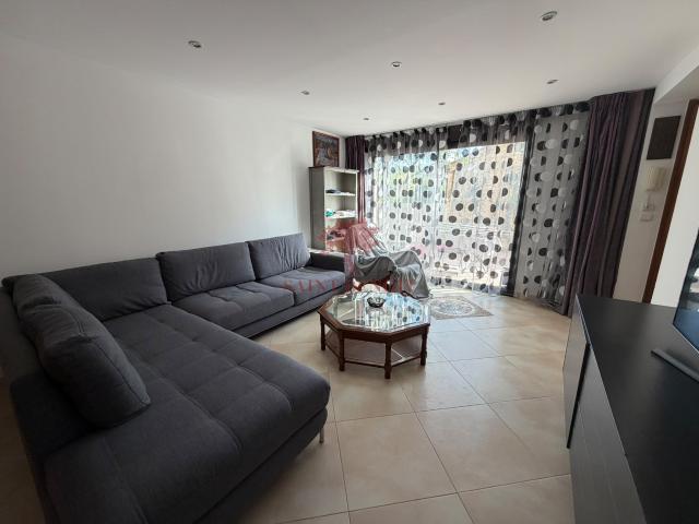A louer Maison 5 pièces Meublée avec jardin PLAISSAN 34