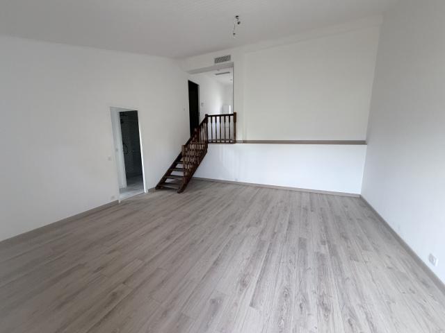 À LOUER MAISON 3 PIÈCES LA TRINITÉ 06340 SECTEUR LA