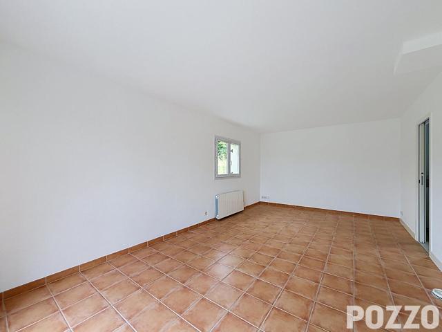A louer Maison T3 de 70 m2 dans un domaine privé et sécurisé