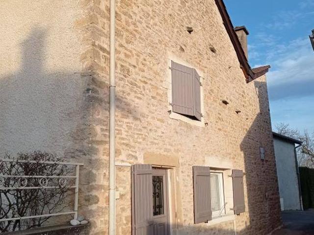 À Louer Maison T4