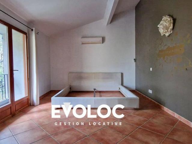 A LOUER MAISON T4 141M² Saint Vincent de Barbeyrargues