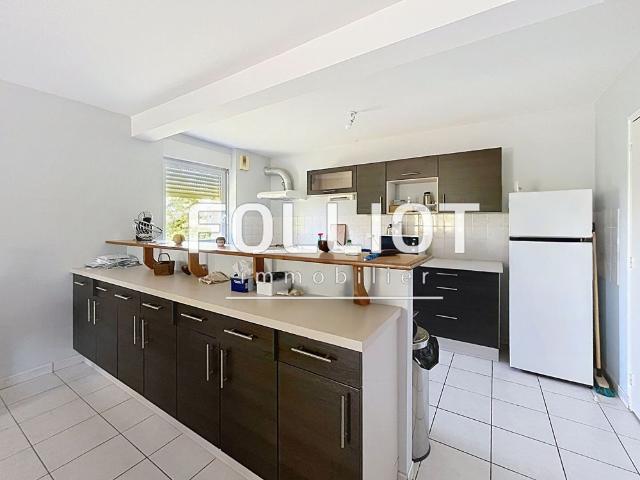 A louer: Maison T5 avec Jardin � L�cousse R�f.535CV
