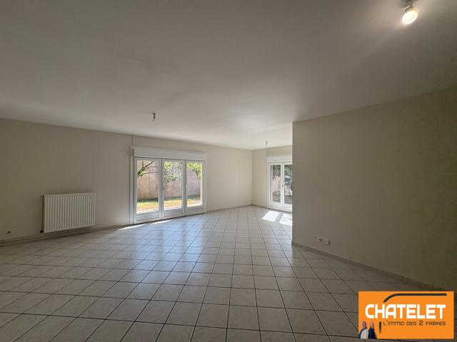 A Louer Maison type 3 limite Bourg En Bresse Péronnas 3 pièce s 77 m2