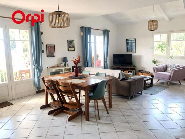 A louer, Maison / Villa, 104 m²