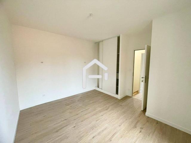 A louer: Maison à étage NEUVE de 3 pièces avec un garage et un