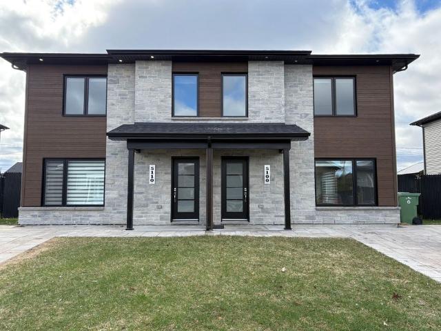 À louer / Maison à étages