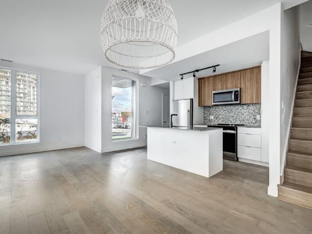 À louer / Maison à étages