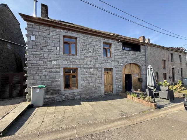 à louer Maison Bure Rue de la Culée