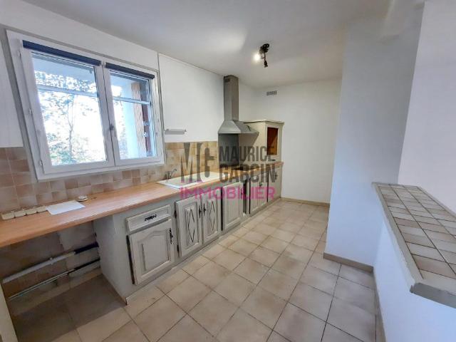 A LOUER MAISON CARPENTRAS 4 pièce s 96.09m2