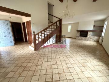 A LOUER MAISON CARPENTRAS 5 Pièces 140.38m²