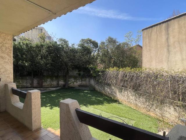 a louer maison de 4 pièces, 3 chambres, terrasses, jardin et garage montolivet 13012 marseille