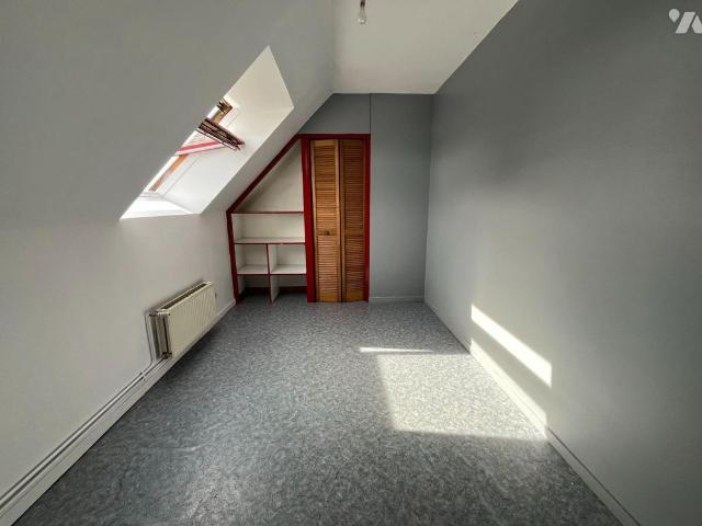 À louer Maison de 85 m² située sur la commune d'Évreux* Cette maison de 85 m² est situé.