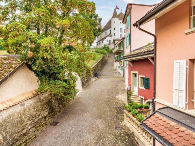 A louer Maison de 8.5 pièces au coeur du quartier de Rive