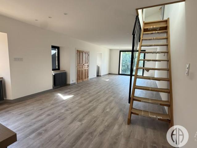 À LOUER – Maison de village rénovée – Quintenas