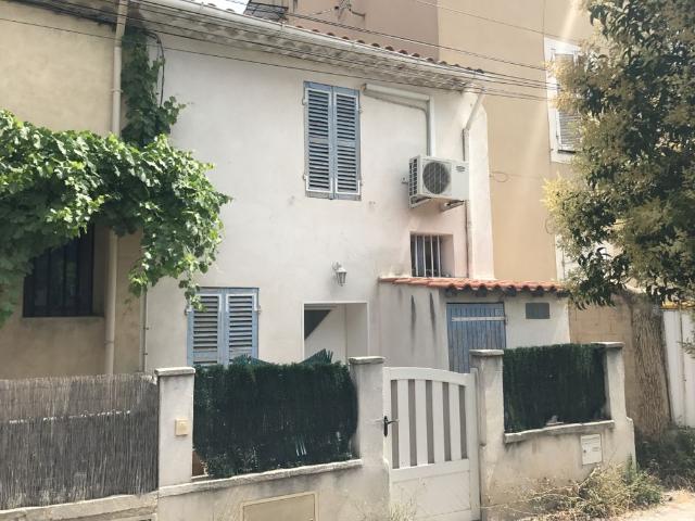 A LOUER Maison de ville avec jardin La Valentine