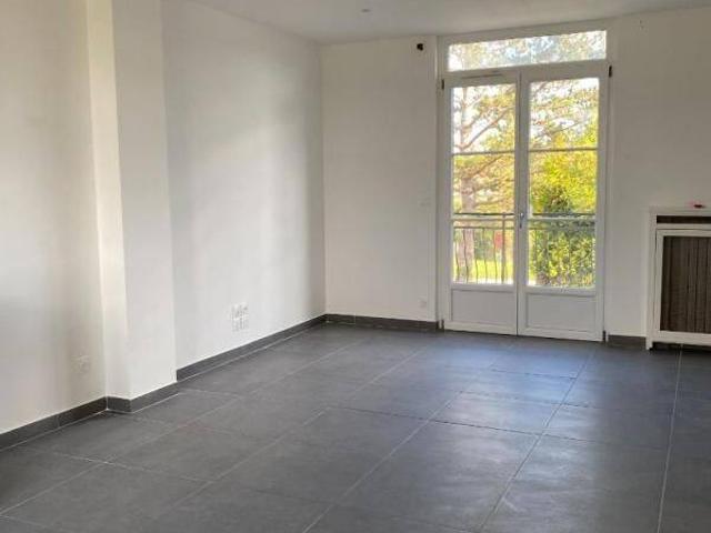? À LOUER – Maison de ville F3 – 56,07 m² – Coulommiers / proxi