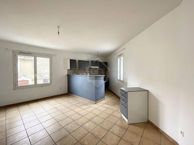 A louer Maison de ville R+1 3 pièce s 70 m2 jardin