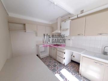 A LOUER MAISON DE VILLE SARRIANS 4 pièce s 95.79m2