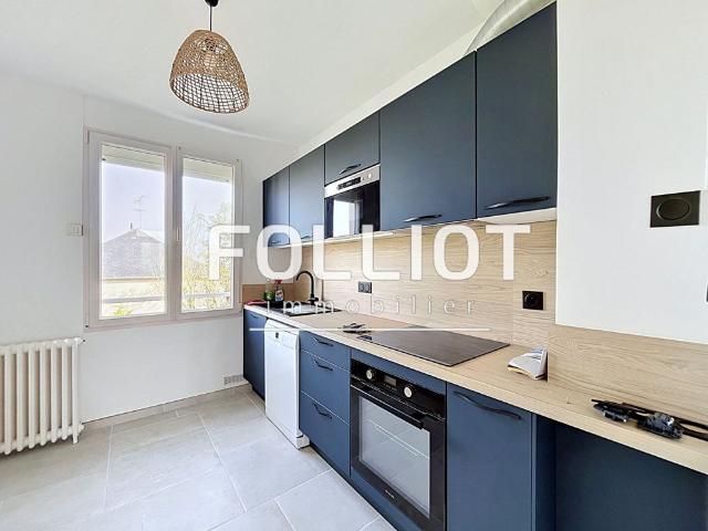 A LOUER Maison Donville Les Bains 4 pi�ce s