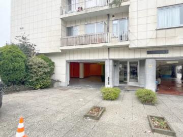 1140, Bruxelles-Capitale - Parking