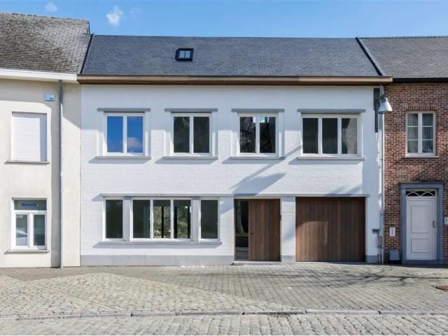 à louer Maison Heist op den Berg Kerkplein