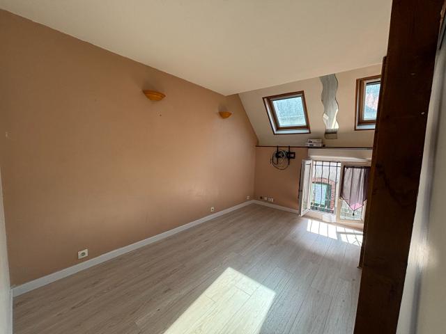 A louer Maison indépendante avec garage et buanderie