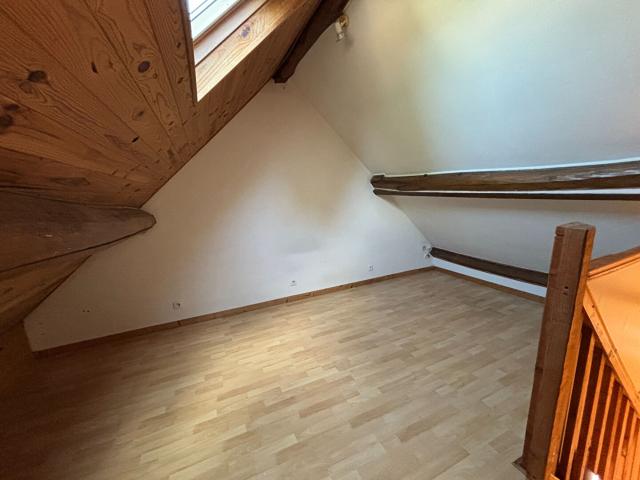 A louer Maison indépendante avec garage et buanderie