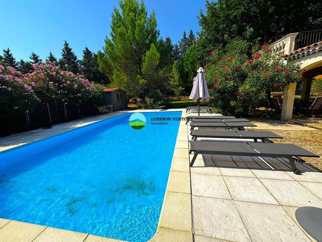 A LOUER Maison meublé 4 chambres Jardin Piscine MAZAN