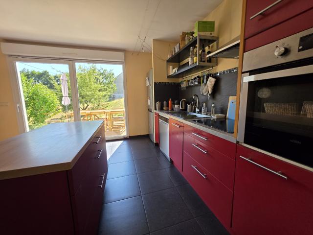 A LOUER Maison meublée 3 chambres 96m2 sur 22 ares de terrain