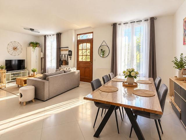 À LOUER MAISON MEUBLÉE 5 PIÈCES DE 88 M² A DAMMARIE LES LYS